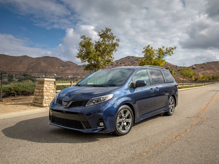 16 Minivans That Have Been Hauling Families for Decades