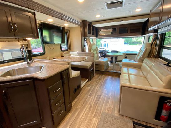 Maryland: 2019 Thor Motor Coach ACE 