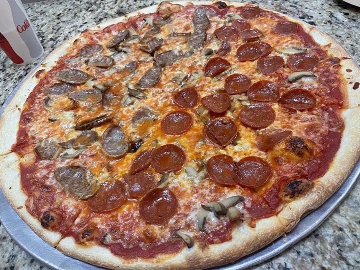 25 Iconic OldSchool Pizzerias Across America Still Serving Excellent Pies