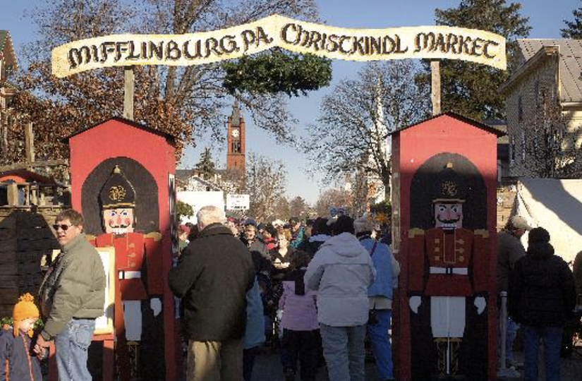 20 Great Christmas Markets Across the U.S.