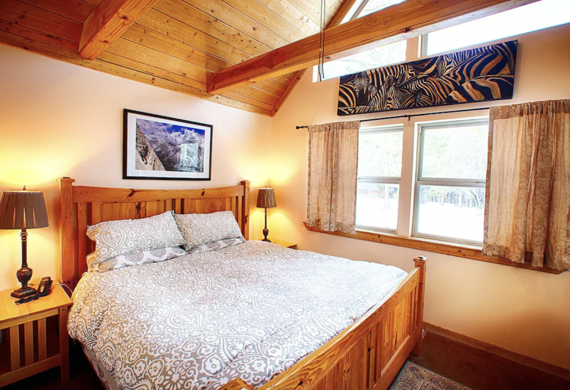 Yosemite Hilltop Cabins: More