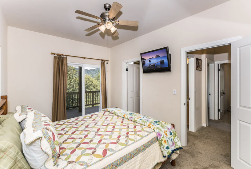 Mountain Cabin With Treetop Views: More