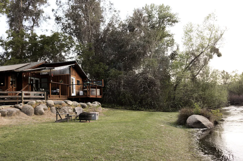 Romantic Rustic Cabin Getaway