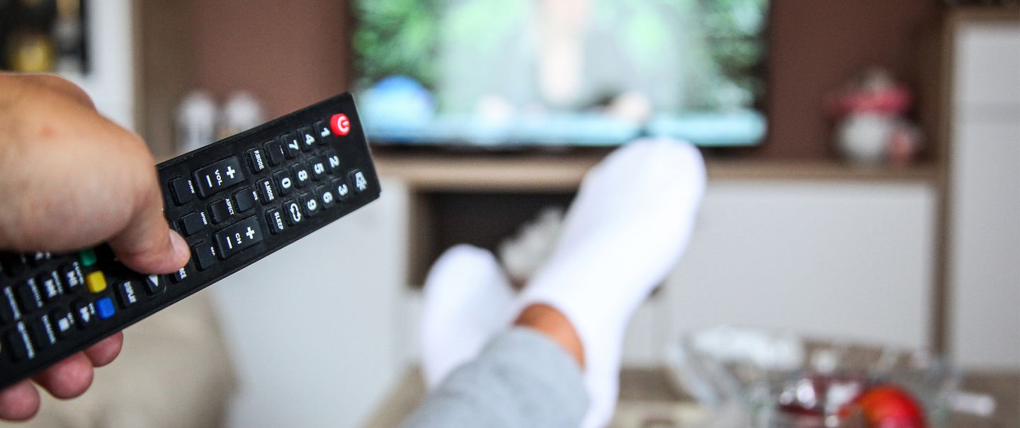 Gifts For Couch Potatoes 15 Gift Ideas For Tv Watchers