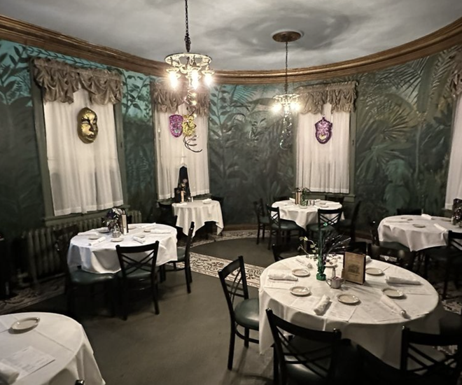 12 Haunted Restaurants Across America With Their Own Ghost Stories