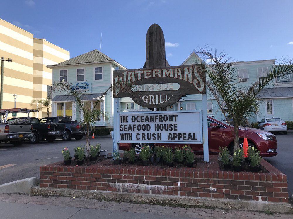 Waterman’s Surfside Grille