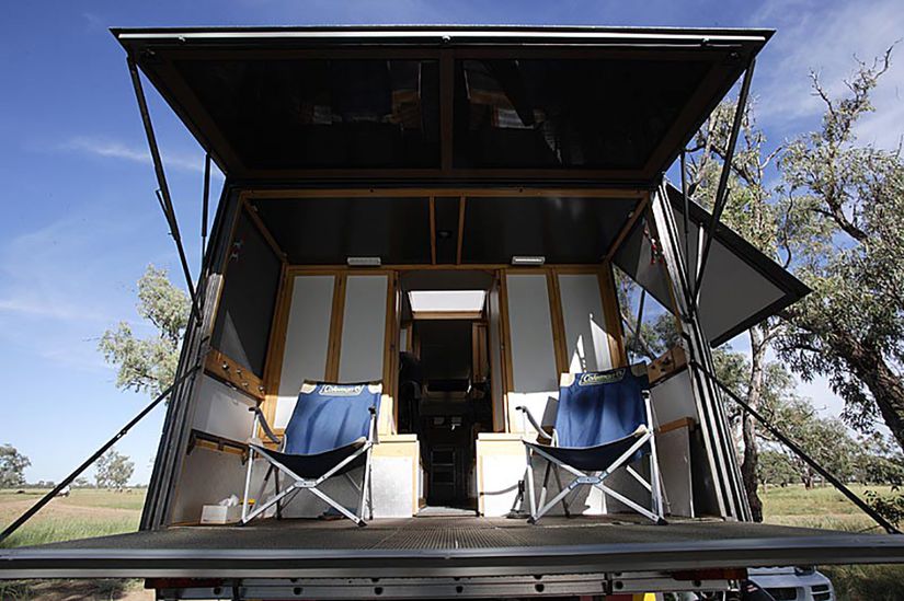 Wothahellizat 2 Interior