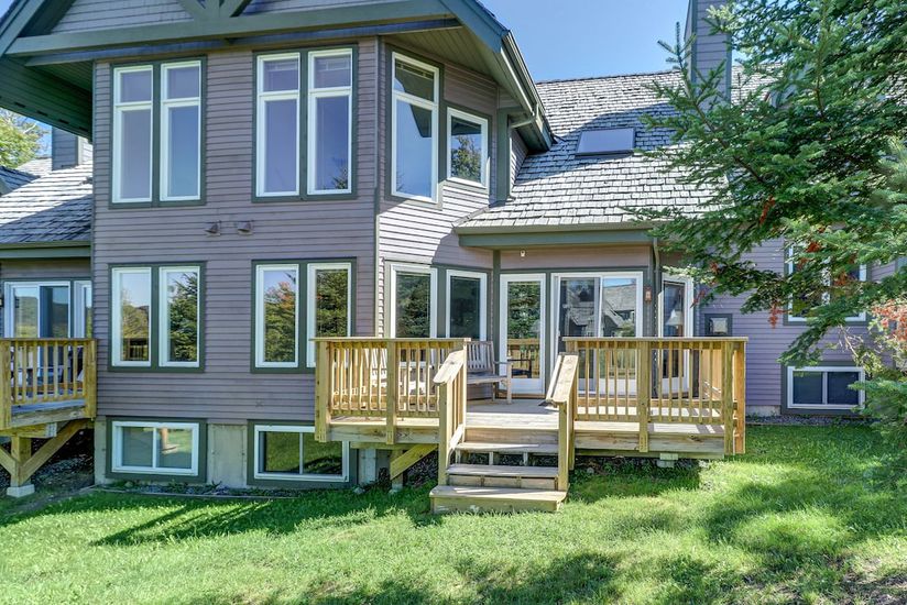 SkiIn, SkiOut Airbnbs in Jay Peak 2024 SkiIn, SkiOut Jay Peak