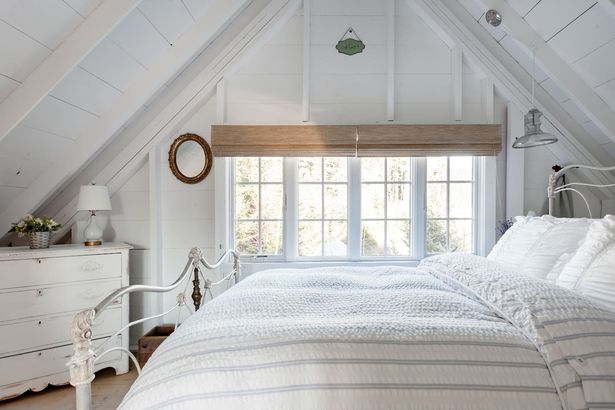 The Sparrow's Nest Charming Country Cottage: A Look Inside