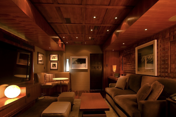 Anderson Collection: Special Features