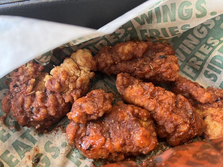 Best Wingstop Flavors 13 Flavors, Ranked From Best to Worst