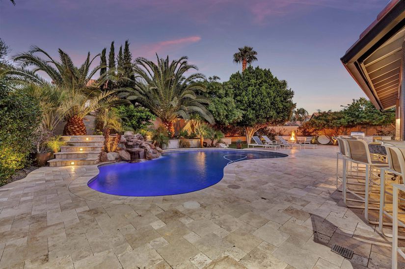 Phoenix Airbnbs with Private Pools