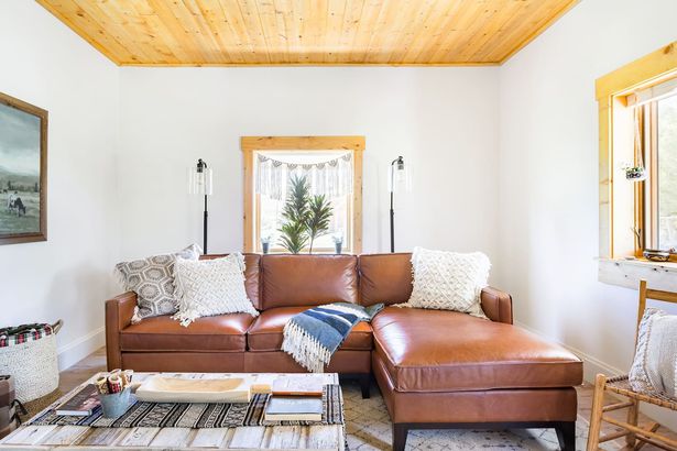 Pine Valley Settlers Cottage: A Look Inside