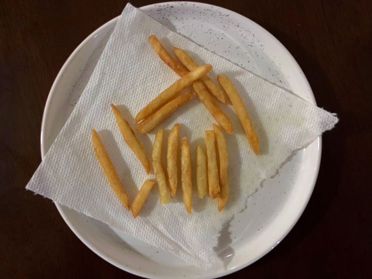 I Tried 5 Different Methods to Reheat Leftover Fries