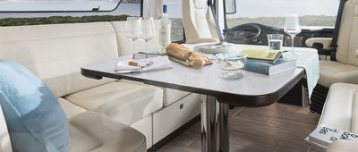 Morelo Empire Liner: Special Features