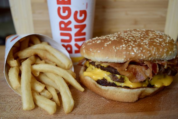Unhealthiest Restaurant Cheeseburgers Calorie Counts Over 1 000 Cheapism Com
