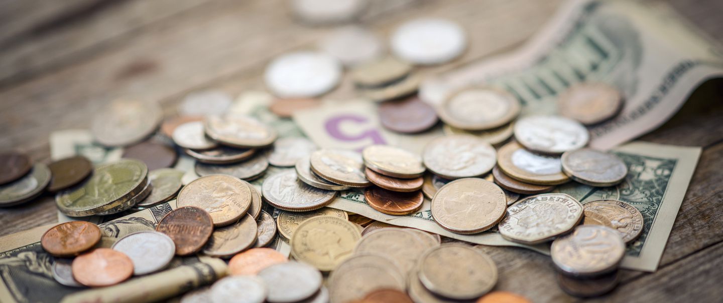 Companies That Pay Less Than $15 an Hour | Cheapism.com