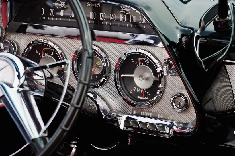 Classic car steering wheel