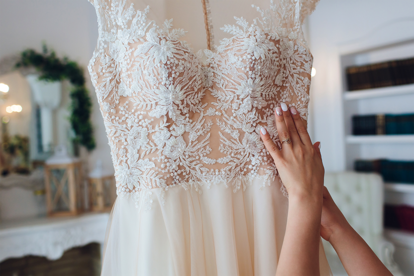 Where to Find Cheap Wedding Dresses Under 500 Online