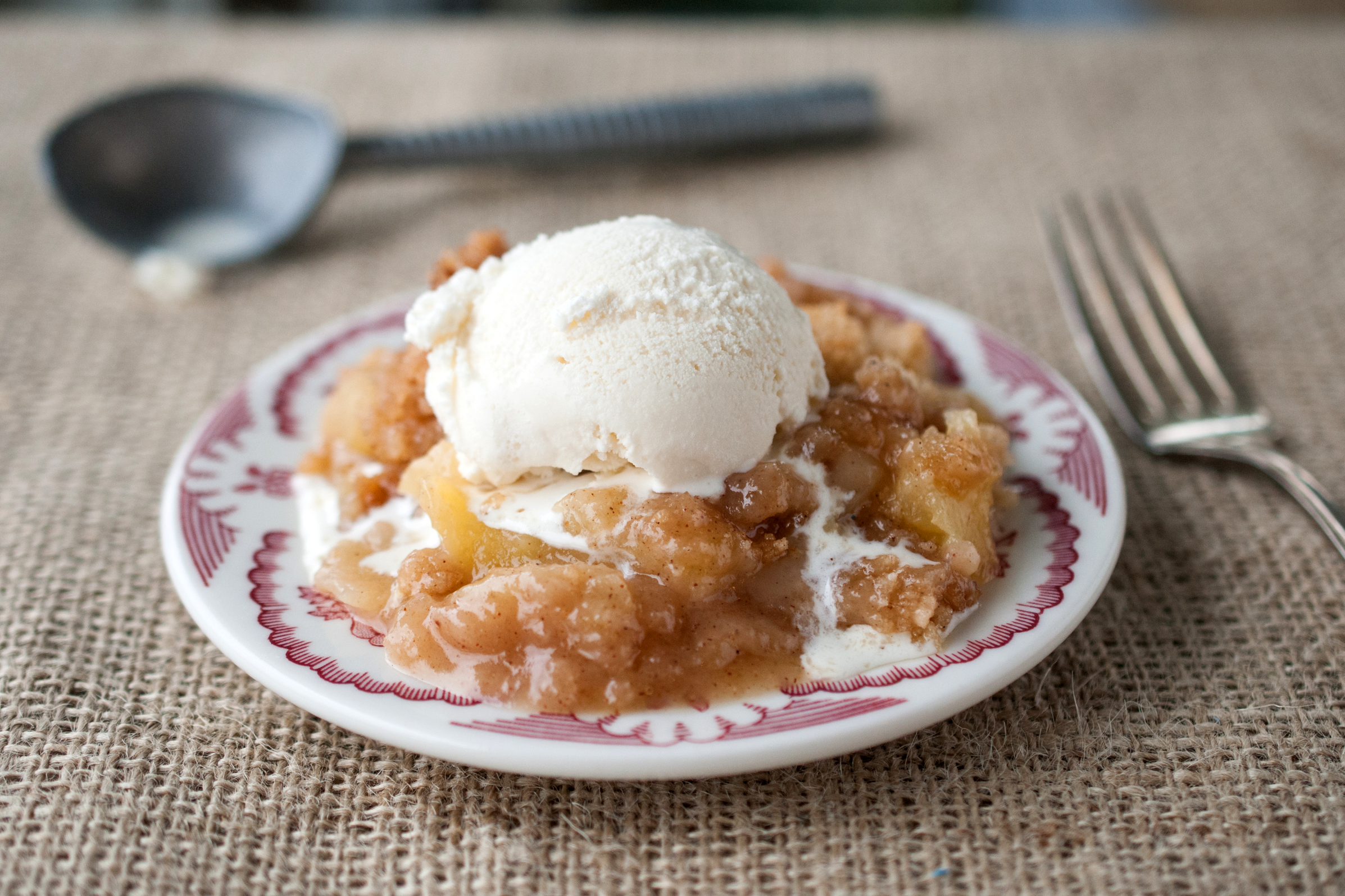 baked apple cobbler or crisp