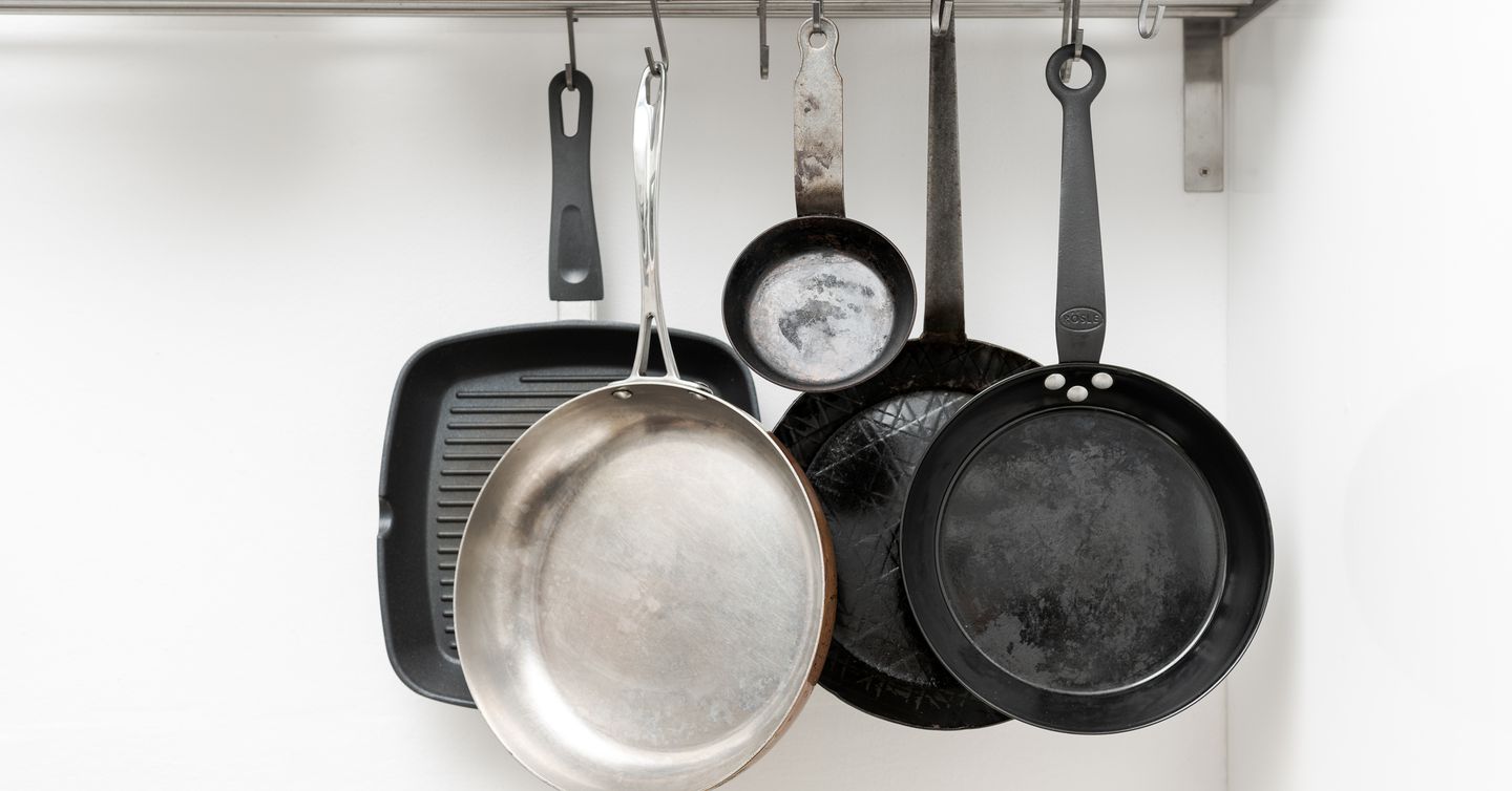 Cast Iron vs. Stainless Steel Which Pan Should You Cook With and When?