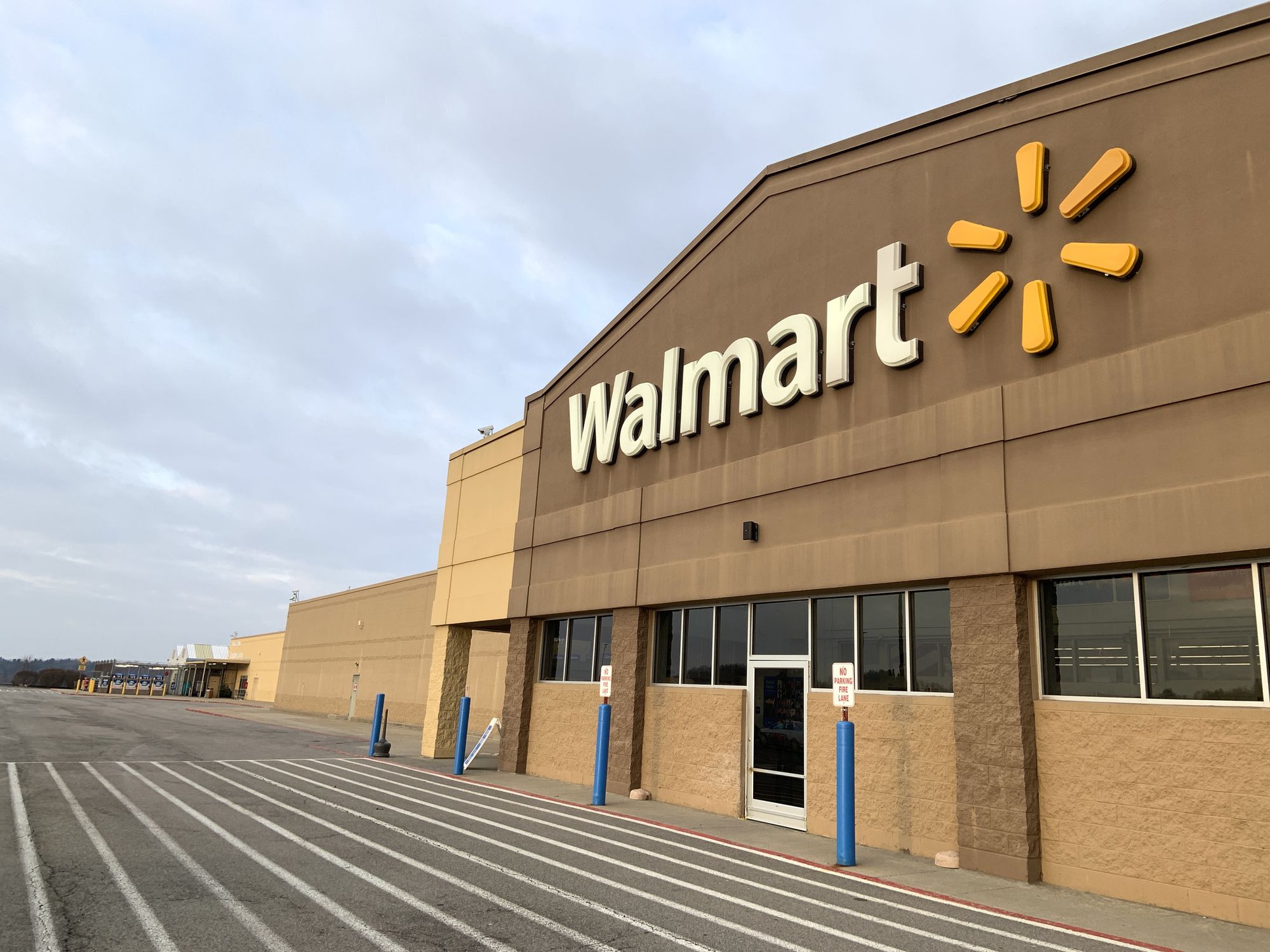 Pittsburgh, USA    March 4, 2021Walmart store in Richland Township north of Pittsburgh