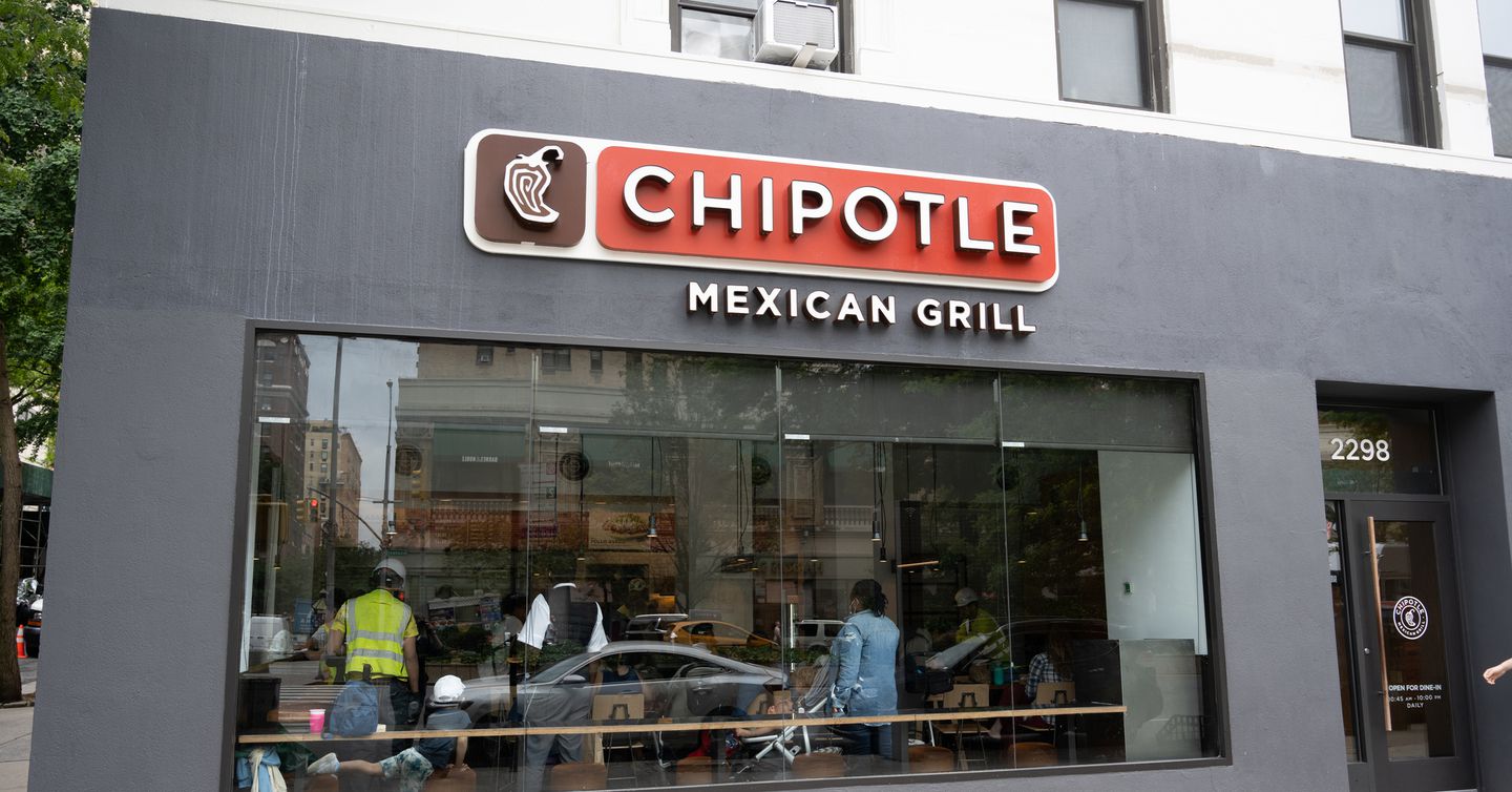 Chipotle Employees Reveal the 'Weirdest' Refund Requests