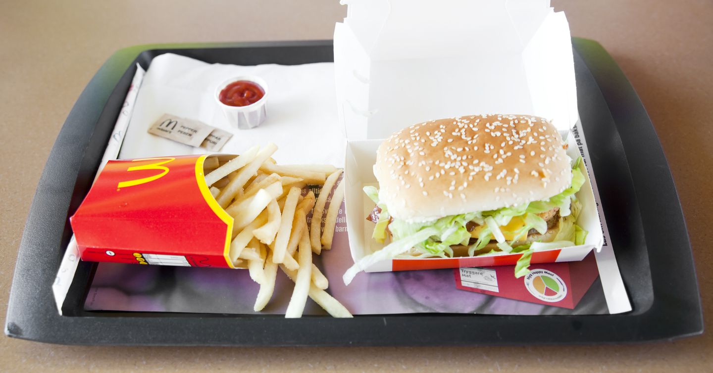 Cheap Fast Food Deals To Grab Right Now from McDonald's, Taco Bell