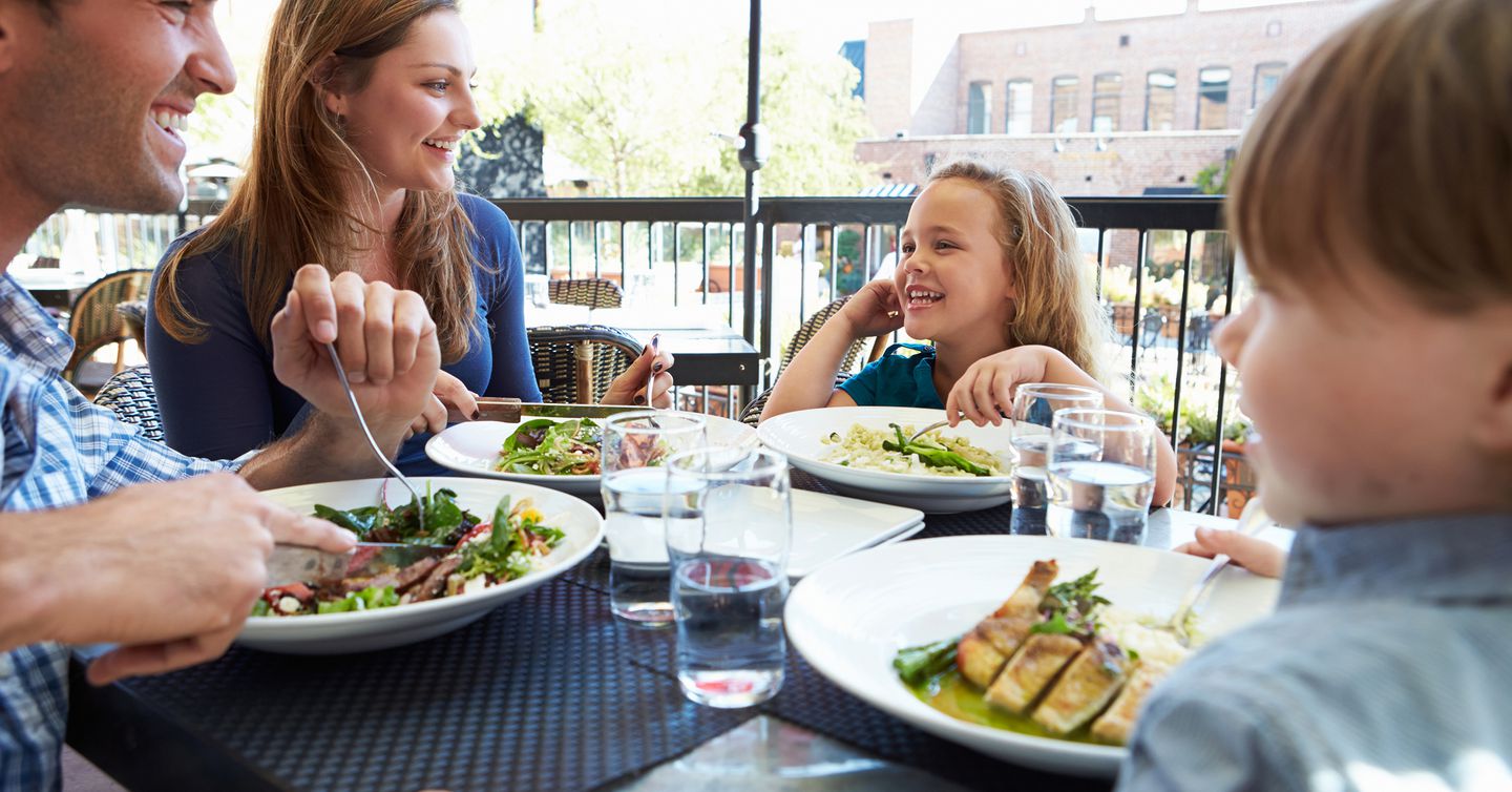 Best Family Restaurants in 2022 Cheap Places to Eat With Kids