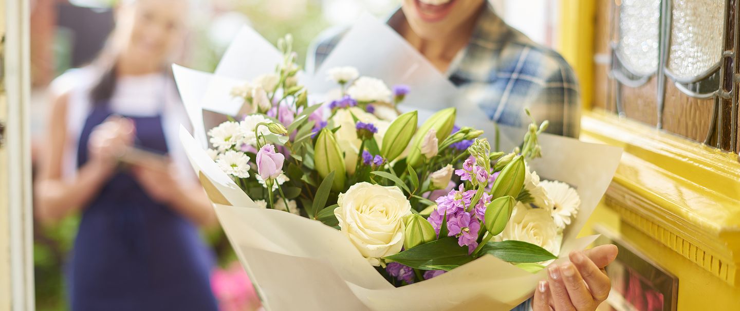 Flower Delivery - Early Order For Fresh Flowers - The Smith Field ...