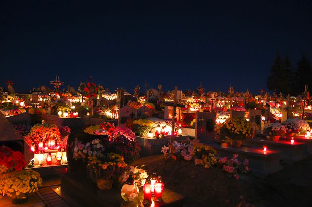 Amazing Day of the Dead (Dia de Muertos) Celebrations from Mexico to