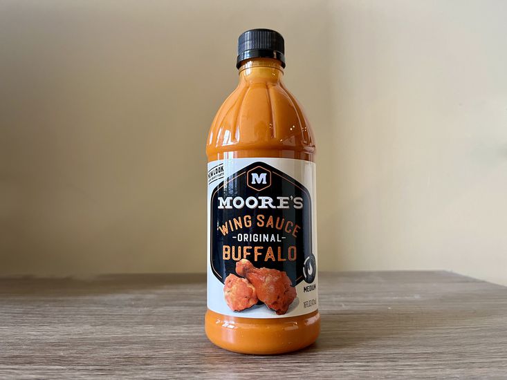 7 of the Best Buffalo Wing Sauces, Ranked