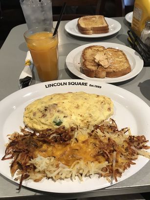 Lincoln Square Pancake House