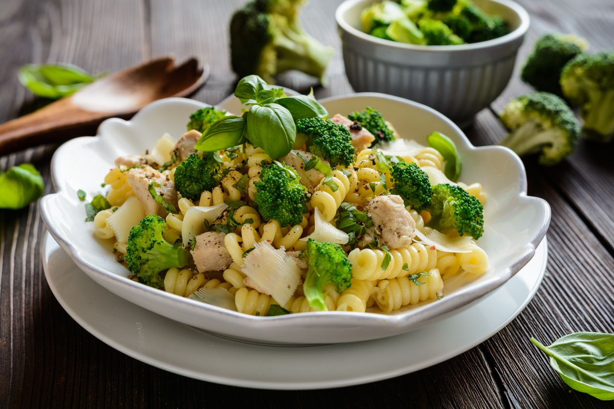 3. Garlicky broccolini pasta