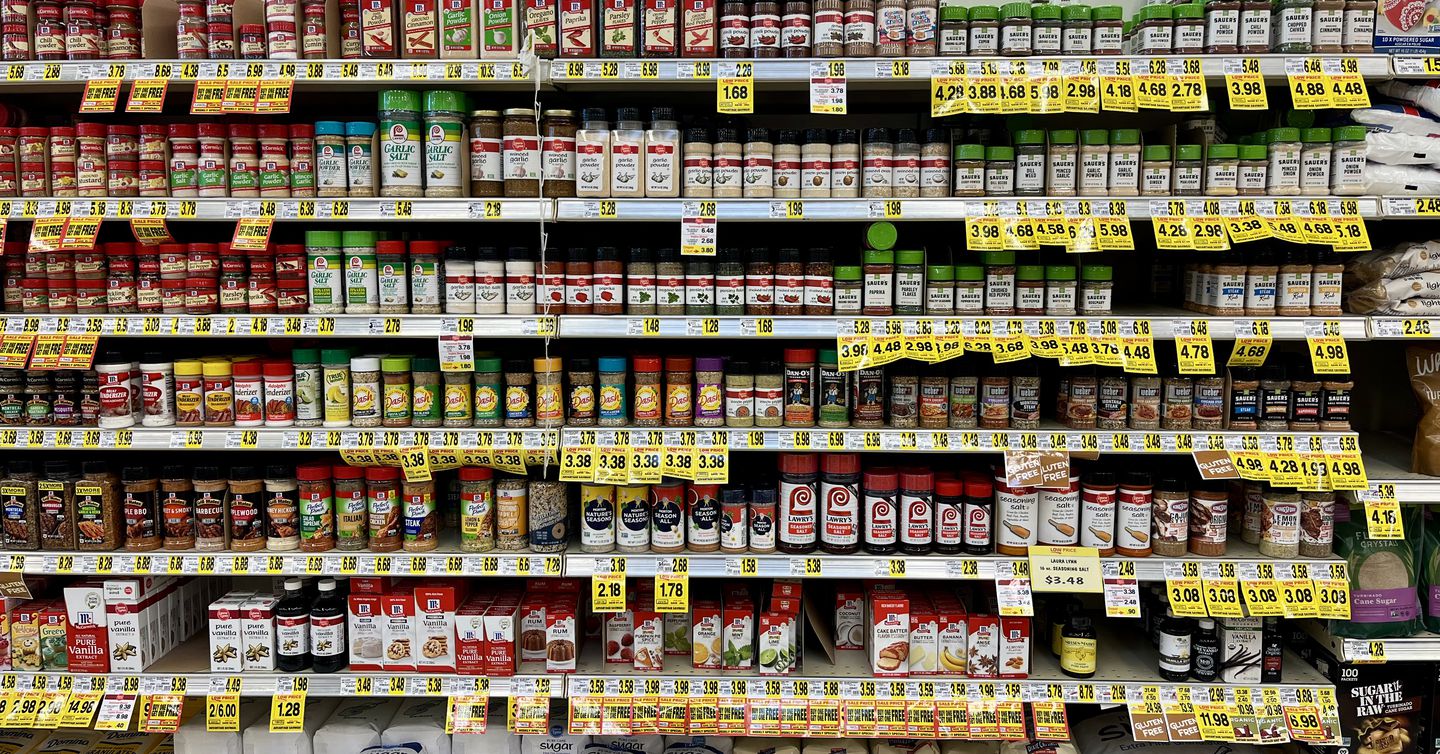 The Best Seasoning Blends To Use, According to Reddit