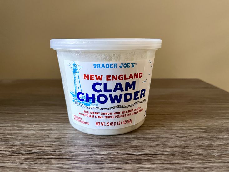 6 Popular Brands of New England Clam Chowder, Ranked